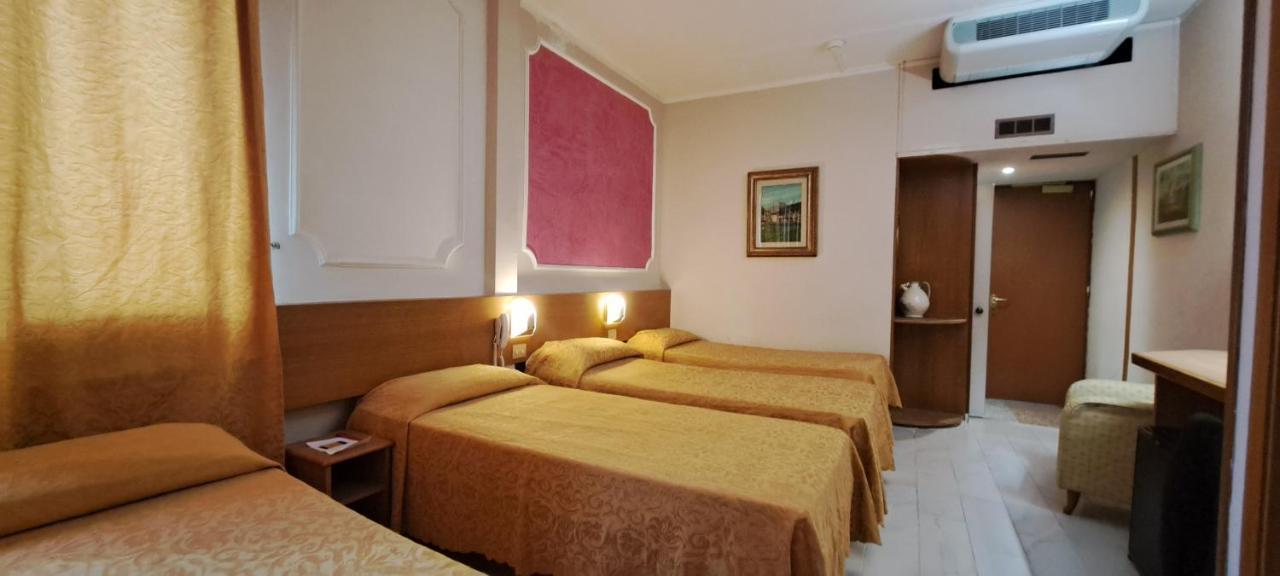 Hotel Delta Florence Calenzano Exterior photo