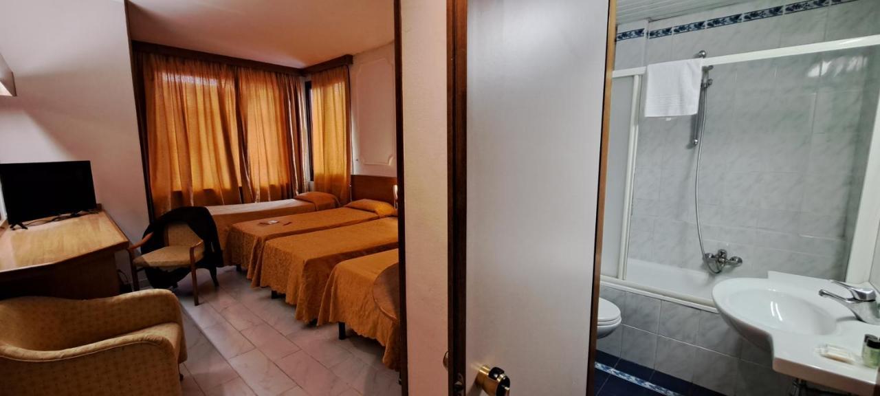 Hotel Delta Florence Calenzano Exterior photo